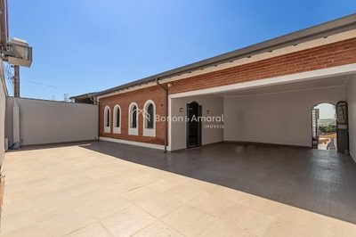 Casa, 4 quartos, 220 m² - Foto 1