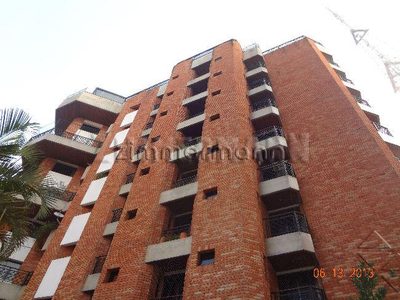 Loteamento e Condomínio, 693 m² - Foto 1