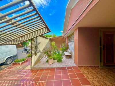 Casa, 3 quartos, 200 m² - Foto 2