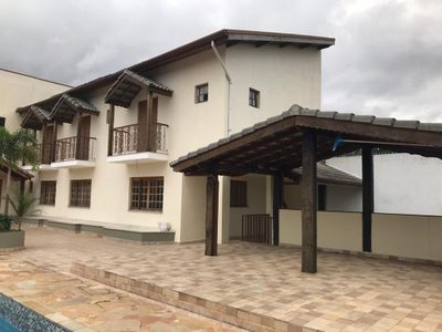 Casa, 3 quartos, 410 m² - Foto 3