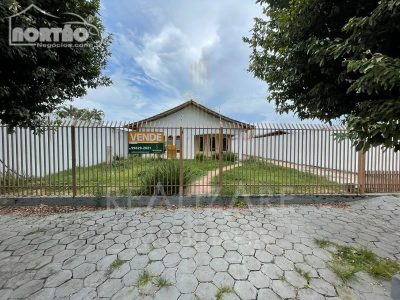 Casa, 4 quartos, 250 m² - Foto 1