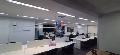 Loja-Salão, 244 m² - Foto 1