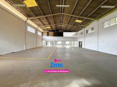 Depósito-Galpão, 750 m² - Foto 2