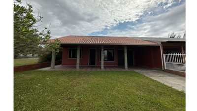 Casa, 2 quartos, 201 m² - Foto 1