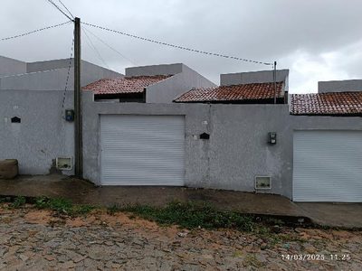 Casa, 2 quartos, 66 m² - Foto 1