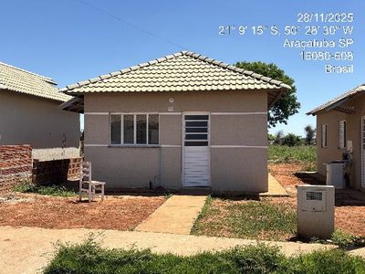 Casa, 2 quartos, 152 m² - Foto 1