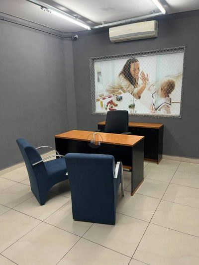 Sobrado, 8 quartos, 220 m² - Foto 2