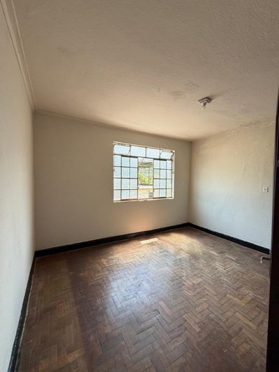 Casa, 5 quartos, 80 m² - Foto 2