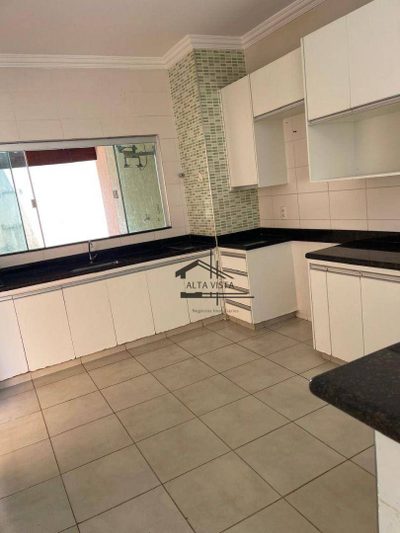 Casa, 3 quartos, 106 m² - Foto 1