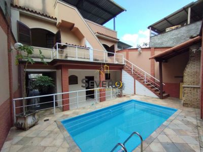 Casa, 3 quartos, 240 m² - Foto 1