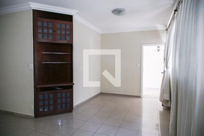 Casa, 3 quartos, 230 m² - Foto 4