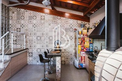 Sobrado, 3 quartos, 200 m² - Foto 2