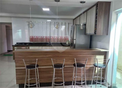 Casa, 3 quartos, 247 m² - Foto 1