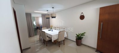 Casa, 2 quartos, 147 m² - Foto 1