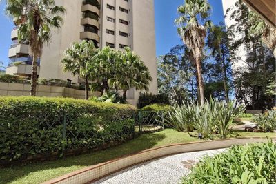Apartamento, 4 quartos, 246 m² - Foto 2