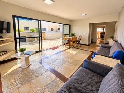 Apartamento, 3 quartos, 303 m² - Foto 1