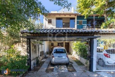 Casa, 3 quartos, 214 m² - Foto 1