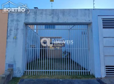 Casa, 3 quartos, 70 m² - Foto 1