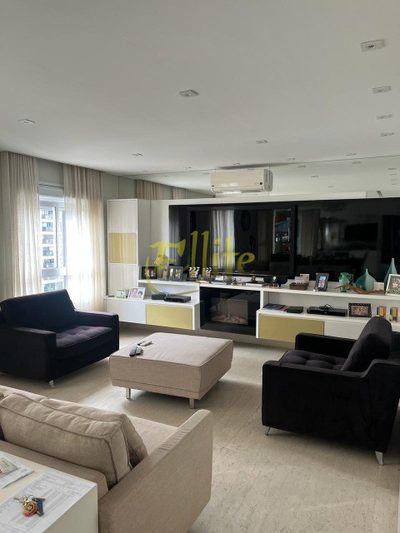 Apartamento, 3 quartos, 210 m² - Foto 1