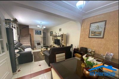 Sobrado, 3 quartos, 217 m² - Foto 2