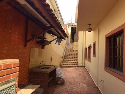 Sobrado, 3 quartos, 181 m² - Foto 2