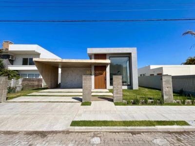 Casa, 4 quartos, 230 m² - Foto 1