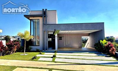 Casa, 5 quartos, 202 m² - Foto 1