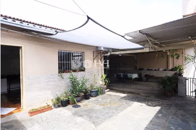 Casa, 4 quartos, 455 m² - Foto 1