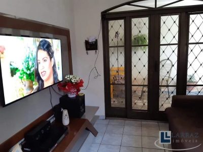 Casa, 3 quartos, 174 m² - Foto 1