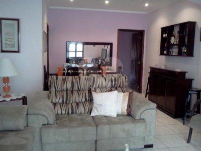 Casa, 3 quartos, 300 m² - Foto 1