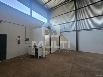 Casa, 1 quarto, 290 m² - Foto 2