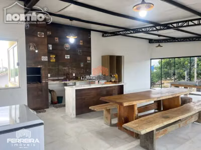 Casa, 4 quartos, 277 m² - Foto 1