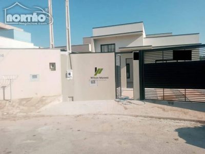 Casa, 5 quartos, 75 m² - Foto 1