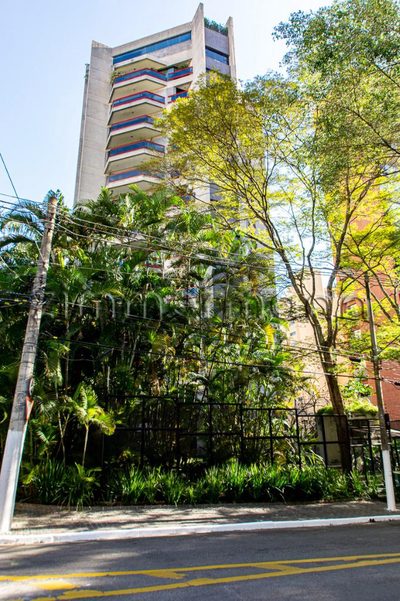 Loteamento e Condomínio, 402 m² - Foto 1