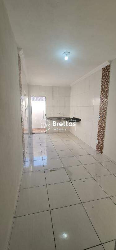 Casa, 2 quartos, 62 m² - Foto 1