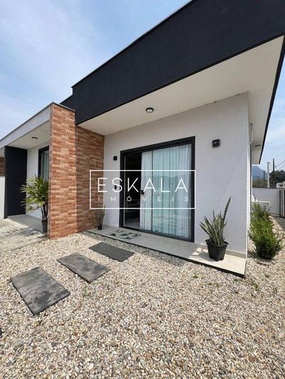 Casa, 3 quartos, 73 m² - Foto 1