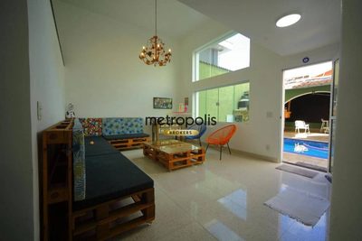 Sobrado, 4 quartos, 377 m² - Foto 1