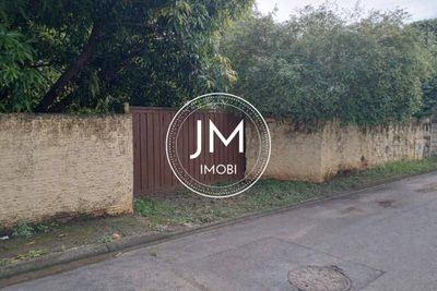 Sala-Conjunto, 1300 m² - Foto 1