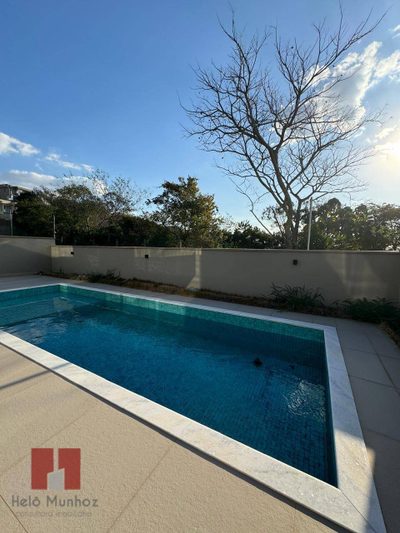 Casa, 4 quartos, 482 m² - Foto 1