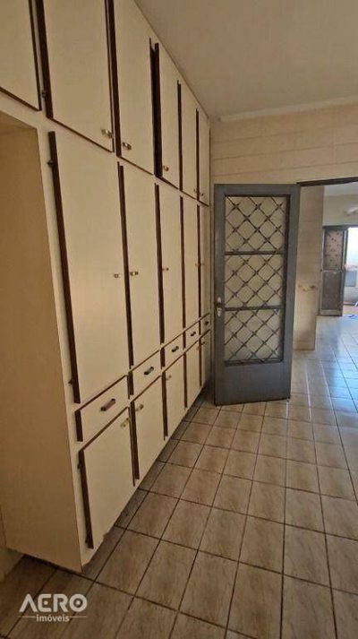 Casa, 3 quartos, 250 m² - Foto 4