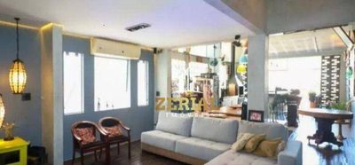 Sobrado, 3 quartos, 270 m² - Foto 2
