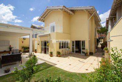 Casa, 3 quartos, 273 m² - Foto 1