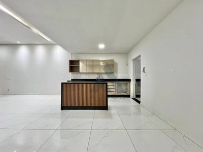 Casa, 2 quartos, 200 m² - Foto 4
