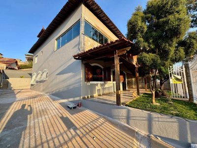 Casa, 3 quartos, 300 m² - Foto 1