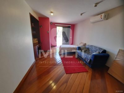 Casa, 3 quartos, 470 m² - Foto 1