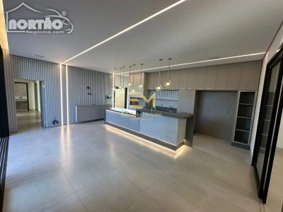 Casa, 3 quartos, 211 m² - Foto 4