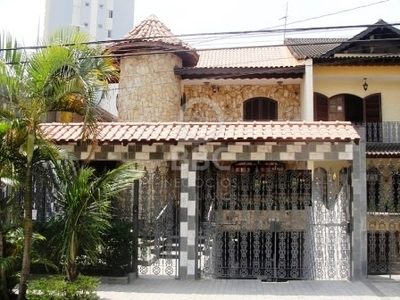 Sobrado, 3 quartos, 345 m² - Foto 1