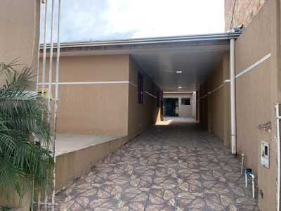 Casa, 4 quartos, 275 m² - Foto 1
