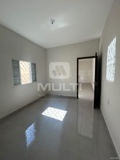 Casa, 1 quarto, 40 m² - Foto 1