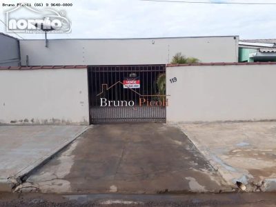 Casa, 3 quartos, 220 m² - Foto 1